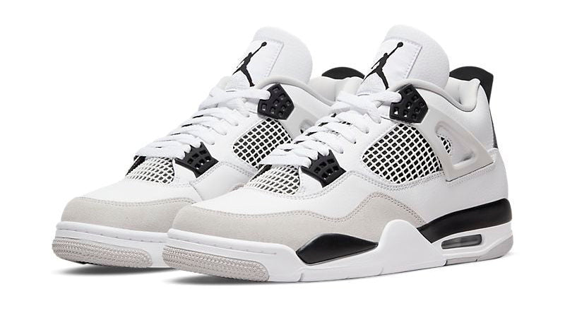 Nike Air Jordan 4 Retro "Military Black"