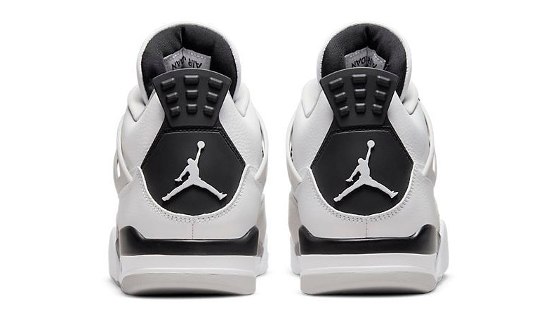 Nike Air Jordan 4 Retro "Military Black"
