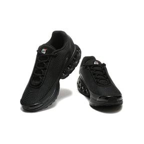 Air Max DN "Triple Black"