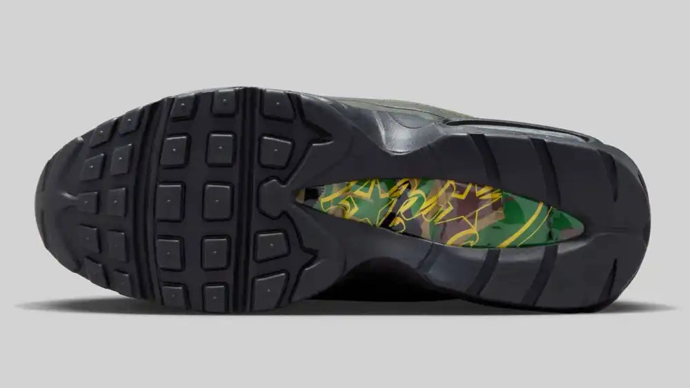 Corteiz x Nike Air Max 95 "Gutta Green"
