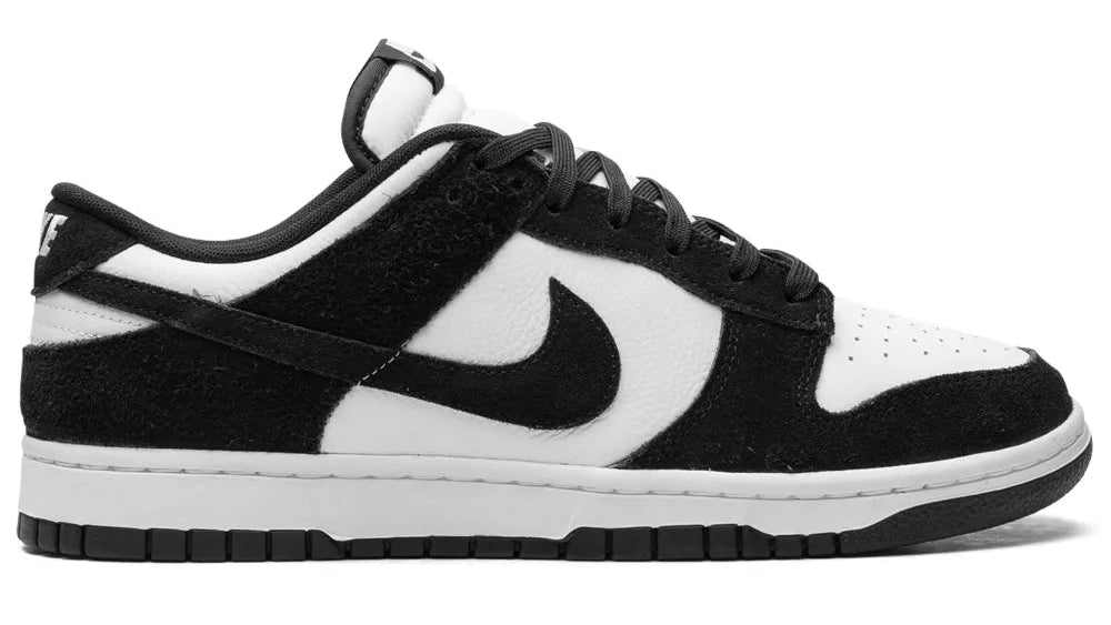 Nike Dunk Low "Panda"