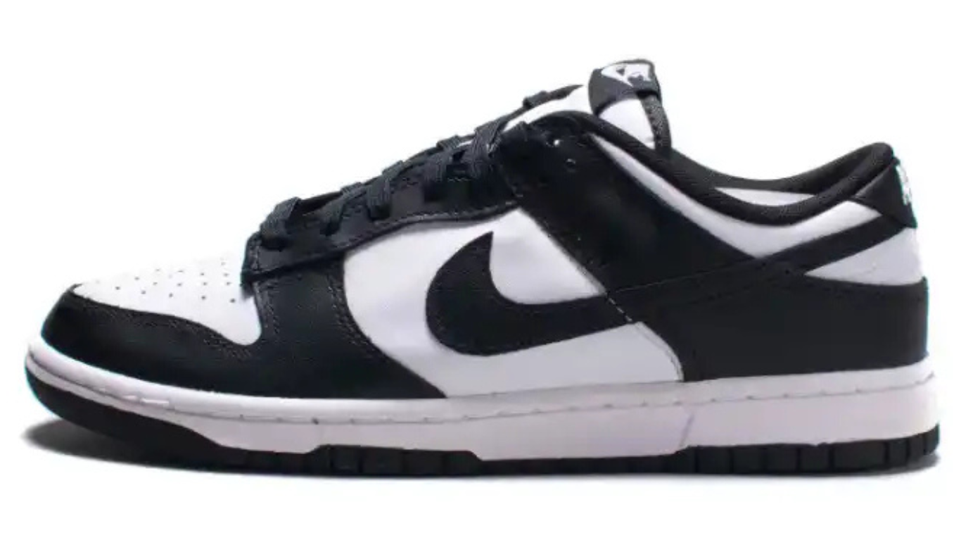 Nike Dunk Low "Panda"