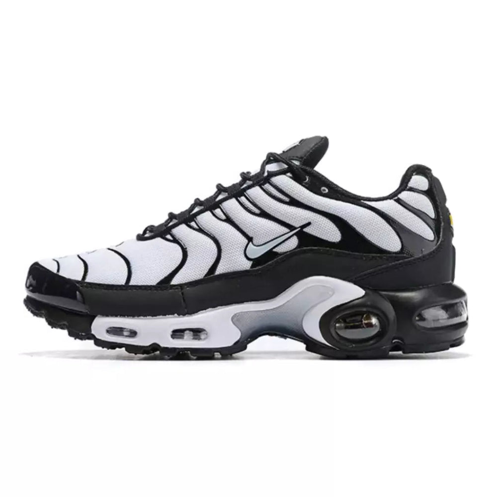 Air Max Plus TN 1 “Oreo”