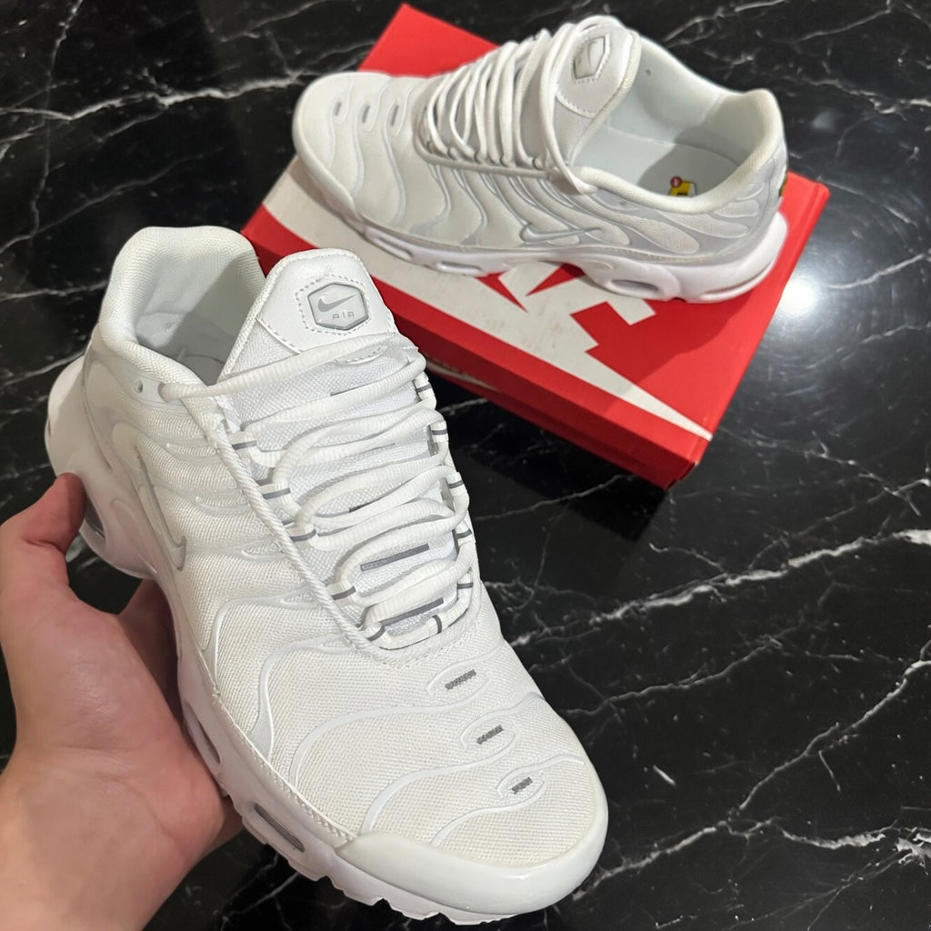 Air Max TN Plus "Triple White"