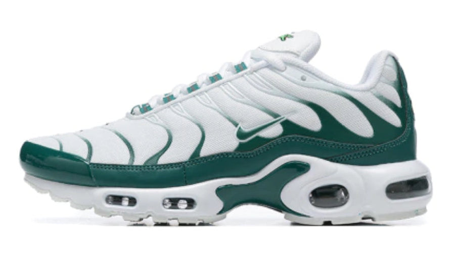 Air Max Plus TN 1 x Lacoste