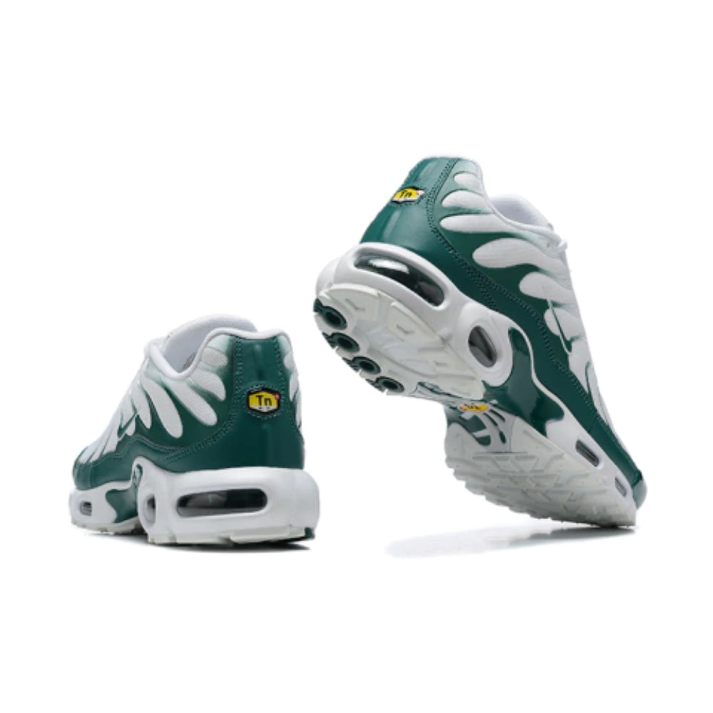 Air Max Plus TN 1 x Lacoste
